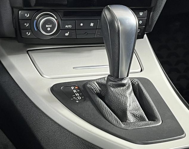 BMW 3 серия  318