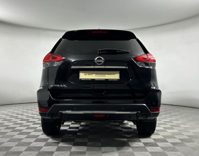 Nissan X-Trail  LE Top