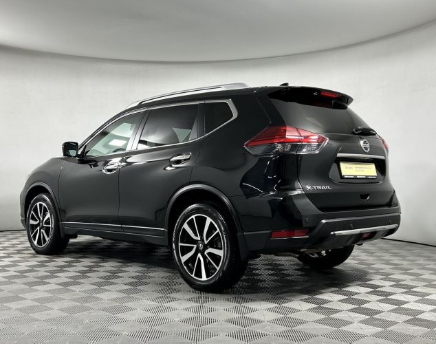Nissan X-Trail  LE Top