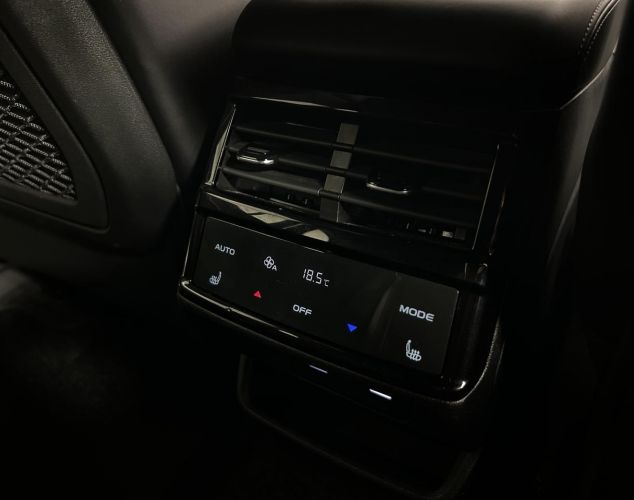 Geely Monjaro  Exclusive