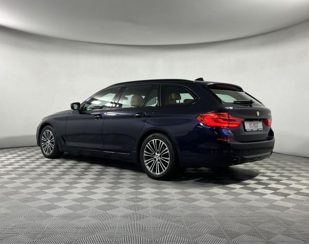 BMW 5 серия  