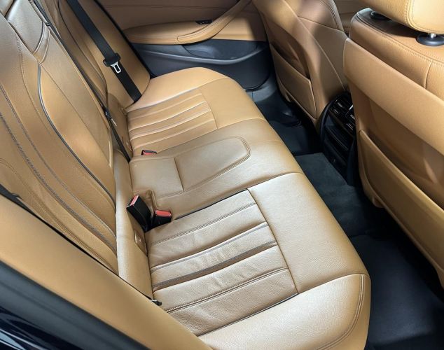 BMW 5 серия  