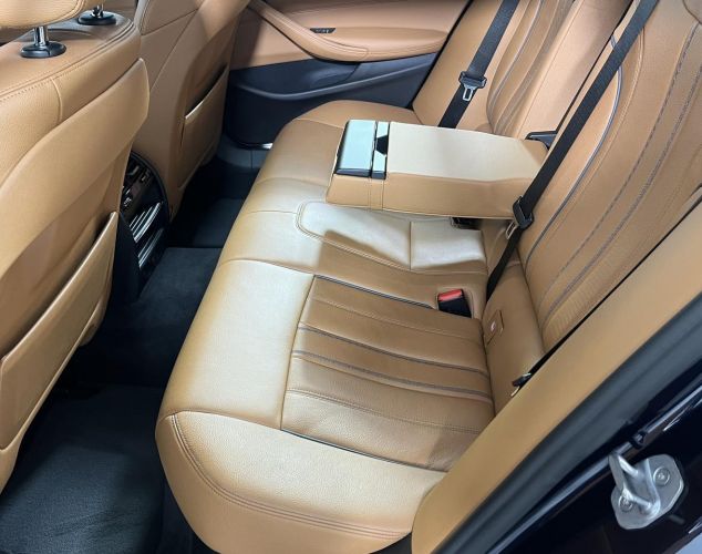 BMW 5 серия  