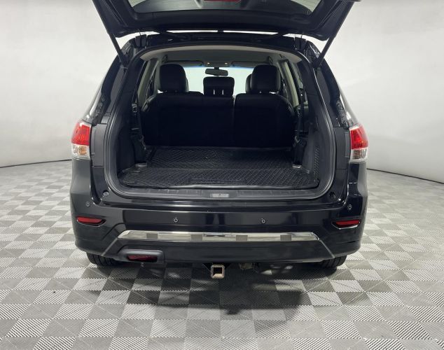 Nissan Pathfinder  High
