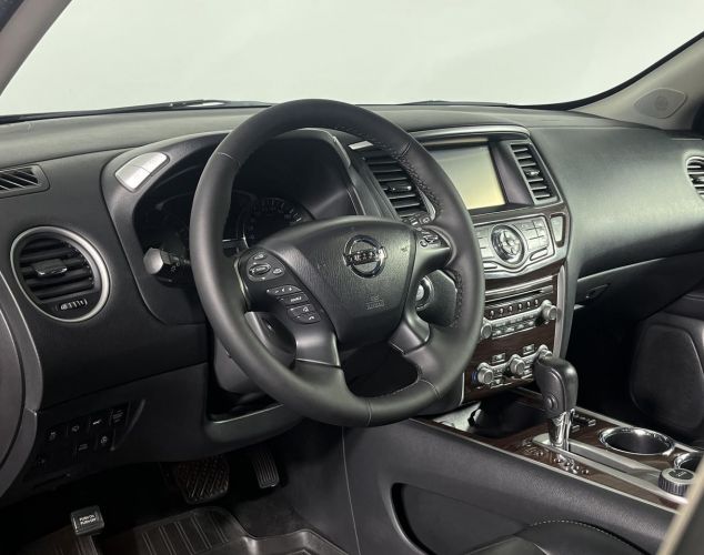 Nissan Pathfinder  High