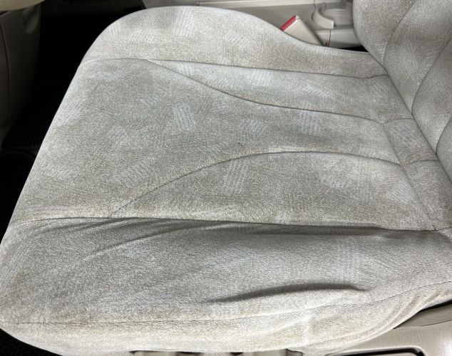 Mazda MPV  Base