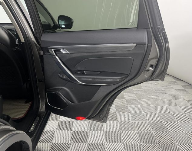 Geely Atlas Pro  Flagship+