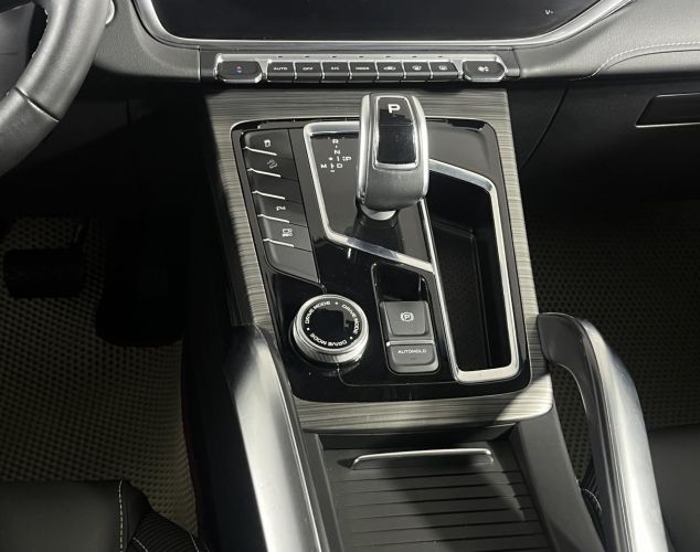 Geely Atlas Pro  Flagship+