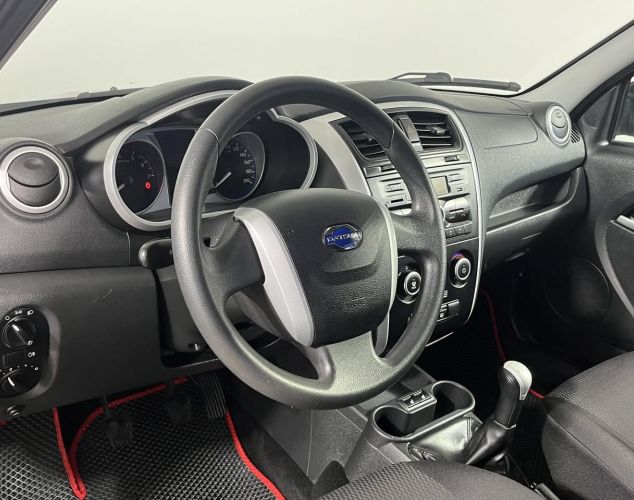Datsun mi-DO  