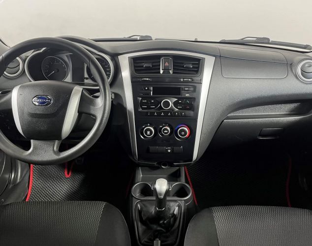 Datsun mi-DO  