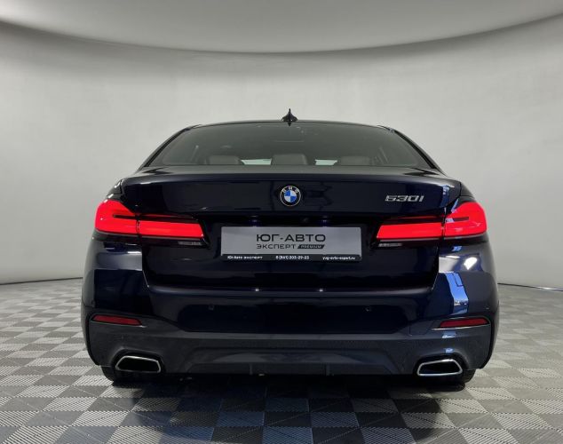 BMW 5 серия  