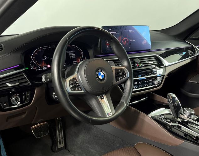 BMW 5 серия  
