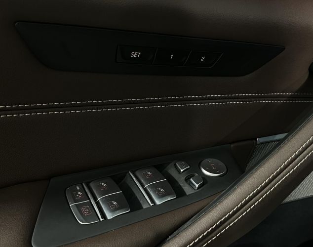 BMW 5 серия  