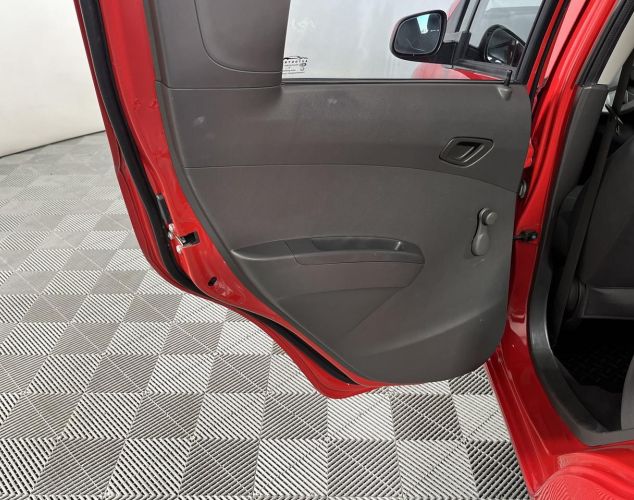 Chevrolet NAV Spark  LS