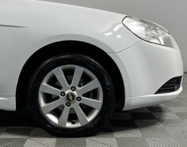 Chevrolet NAV Epica  LS MT 1VL69M3GP