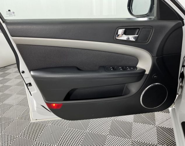 Chevrolet NAV Epica  LS MT 1VL69M3GP