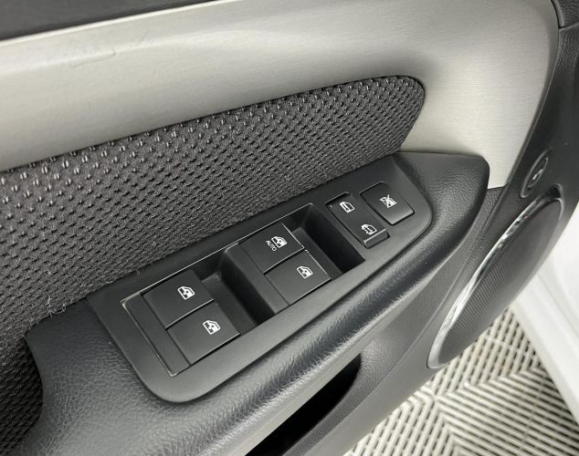 Chevrolet NAV Epica  LS MT 1VL69M3GP