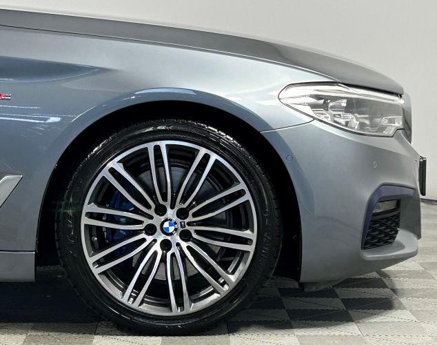 BMW 5 серия  