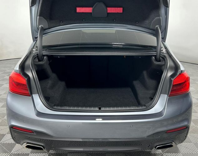 BMW 5 серия  