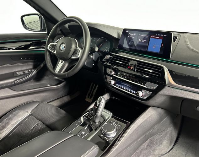 BMW 5 серия  
