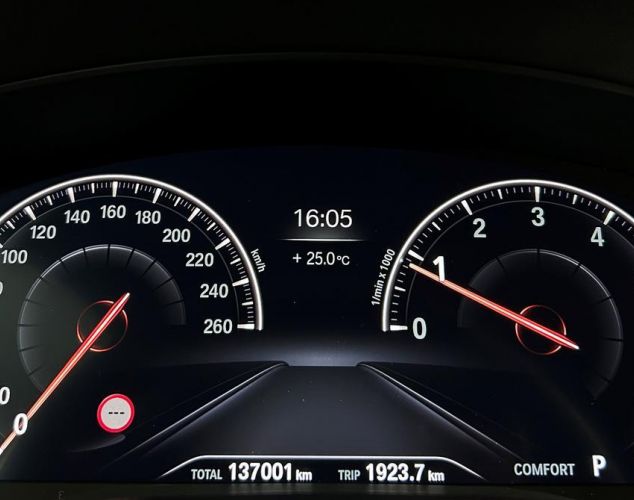 BMW 5 серия  