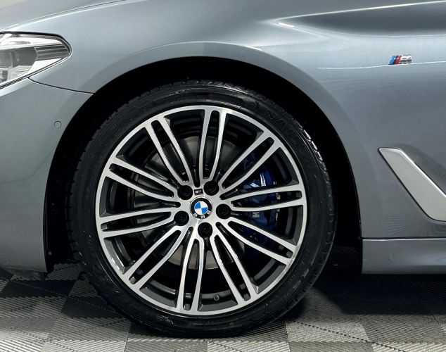 BMW 5 серия  