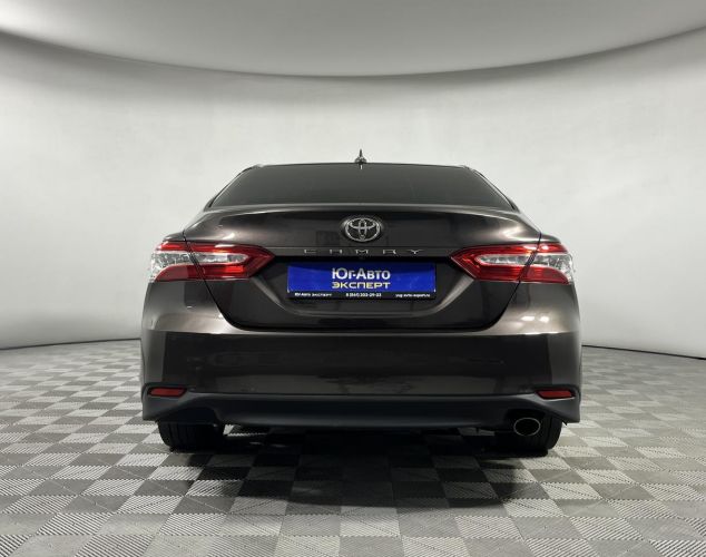 Toyota Camry  Executive Safety