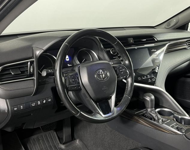 Toyota Camry  Executive Safety