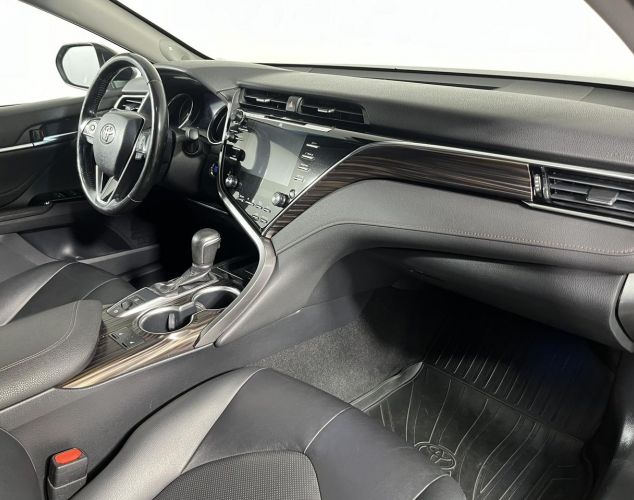 Toyota Camry  Executive Safety