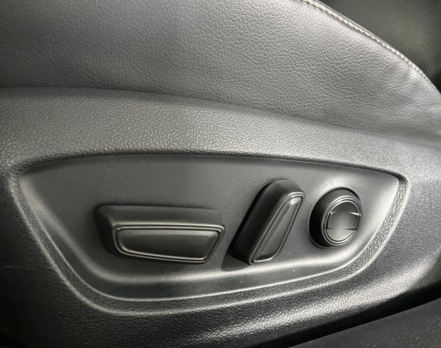 Toyota Camry  Executive Safety