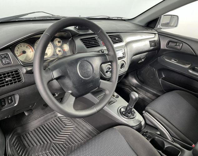 Mitsubishi Lancer  Базовая