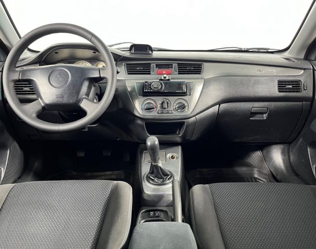 Mitsubishi Lancer  Базовая
