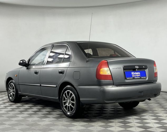 Hyundai Accent  