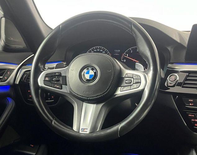 BMW 5 серия  