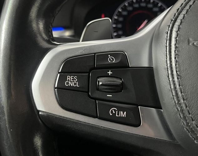 BMW 5 серия  