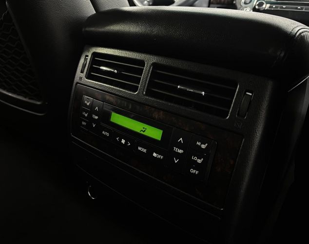 Toyota Land Cruiser  Люкс 7 мест