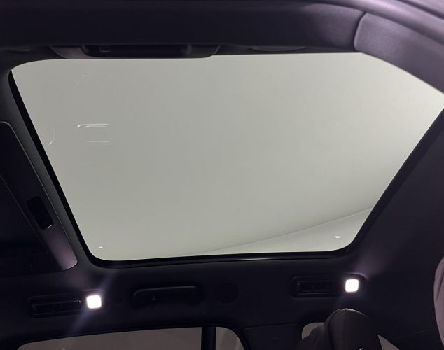 LiXiang (Li Auto) L8  