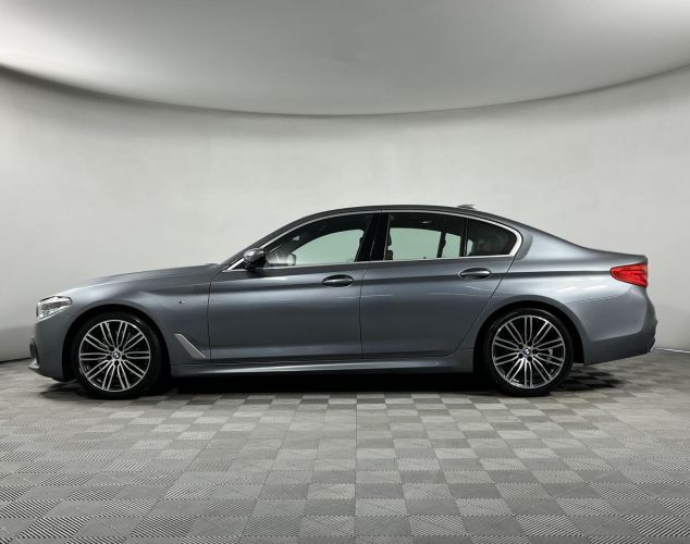 BMW 5 серия  