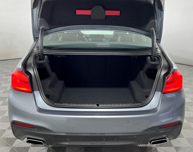BMW 5 серия  