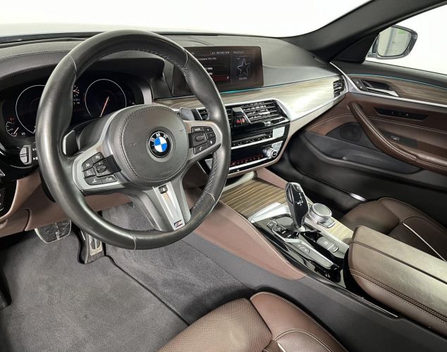 BMW 5 серия  