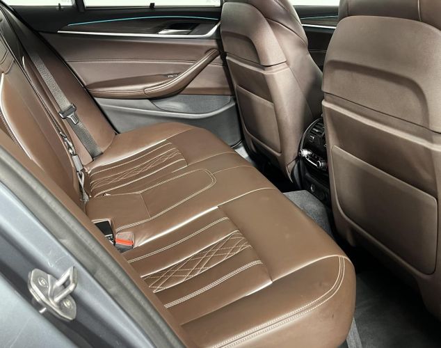 BMW 5 серия  