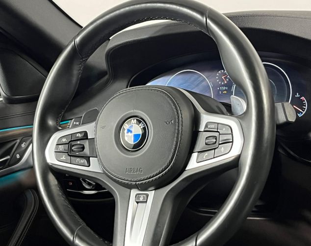 BMW 5 серия  