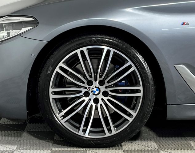 BMW 5 серия  