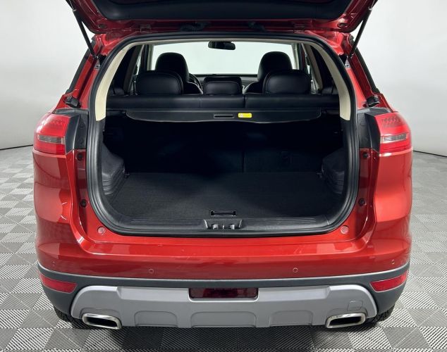 Geely Atlas  Luxury