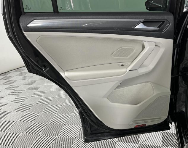 Volkswagen Tiguan  OFFROAD