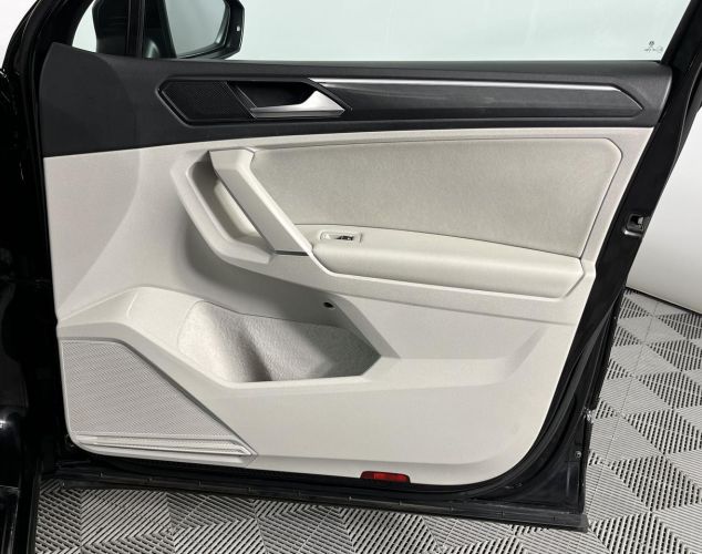 Volkswagen Tiguan  OFFROAD