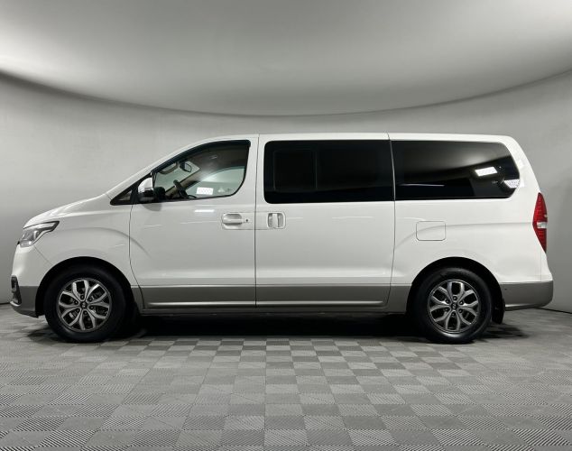 Hyundai H-1  Business