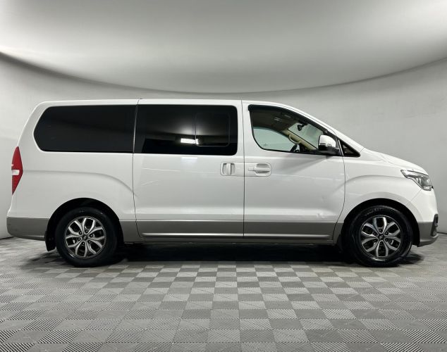 Hyundai H-1  Business