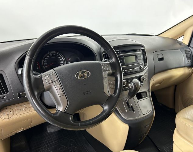 Hyundai H-1  Business