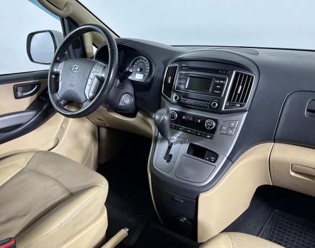 Hyundai H-1  Business